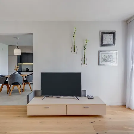 아파트 Modern Marija With The Balcony And The Sea View *