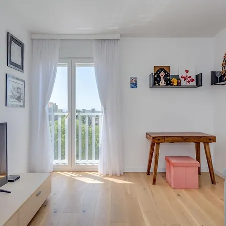 Modern Marija With The Balcony And The Sea View Spalato