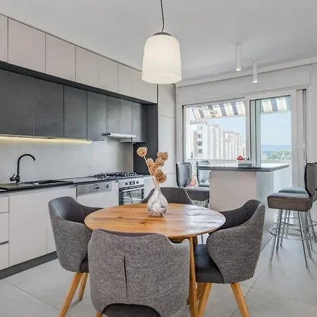 Modern Marija With The Balcony And The Sea View Διαμέρισμα Σπλιτ